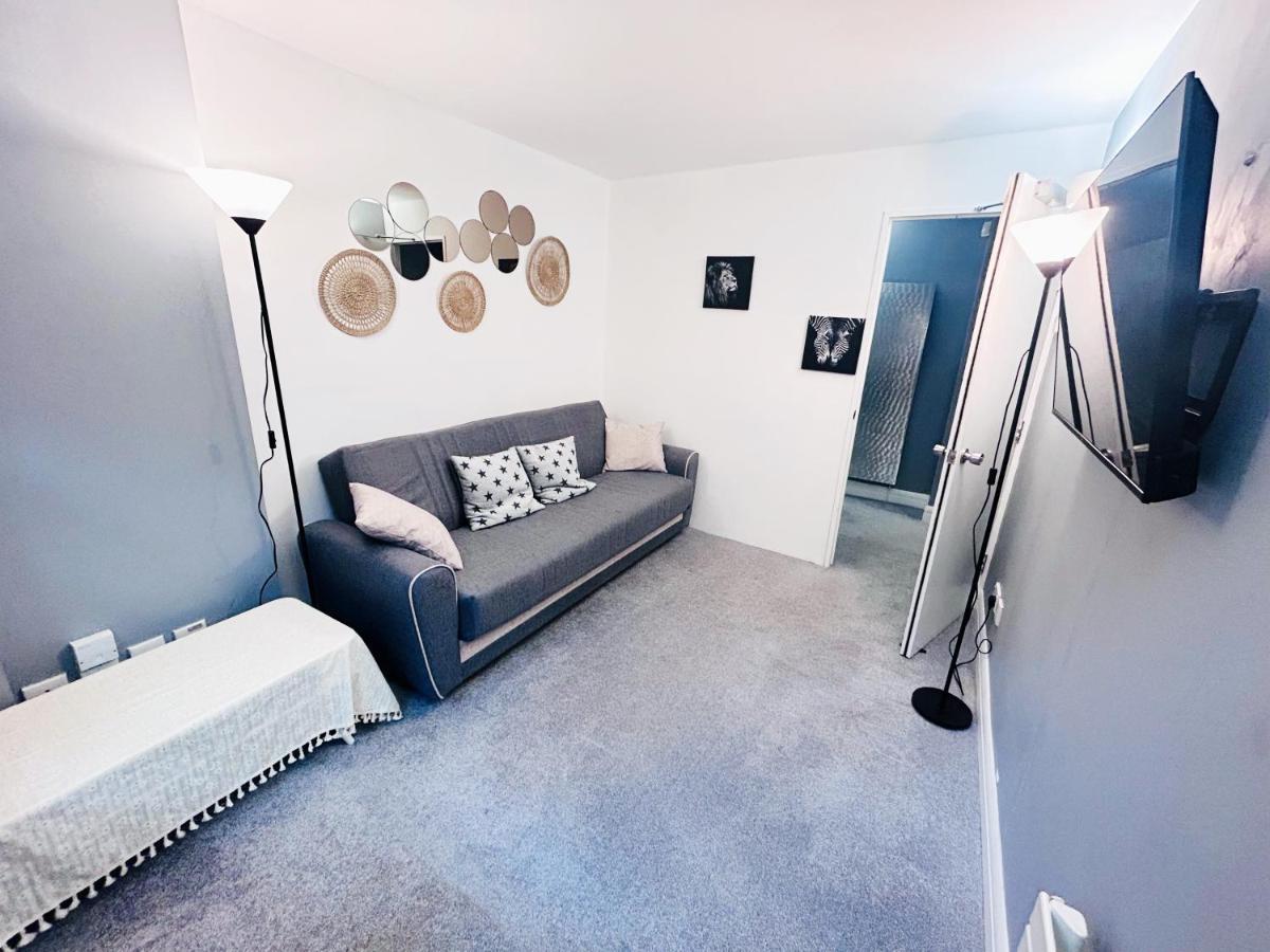 Amazing Flat Near South Kensington - 2 To 3 Bedrooms Londres Exterior foto